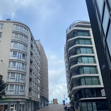 Portofino - Luxe Met Lateraal Zeezicht Остенде